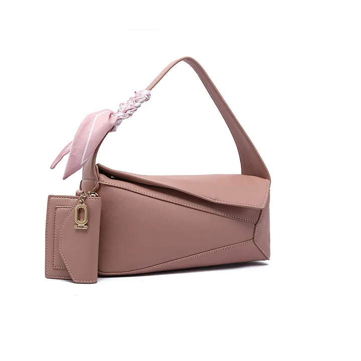 Timeless Chic Compact bag BD 145
