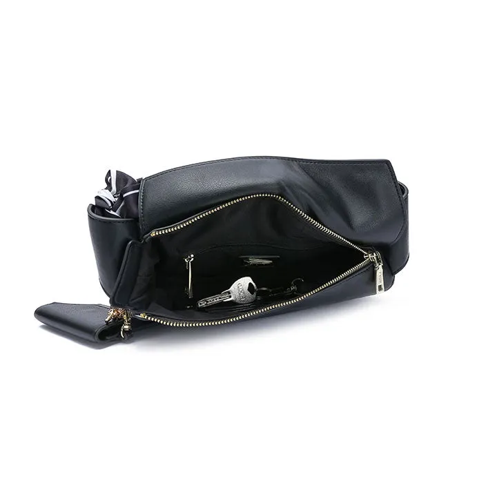 Timeless Chic Compact bag BD 145