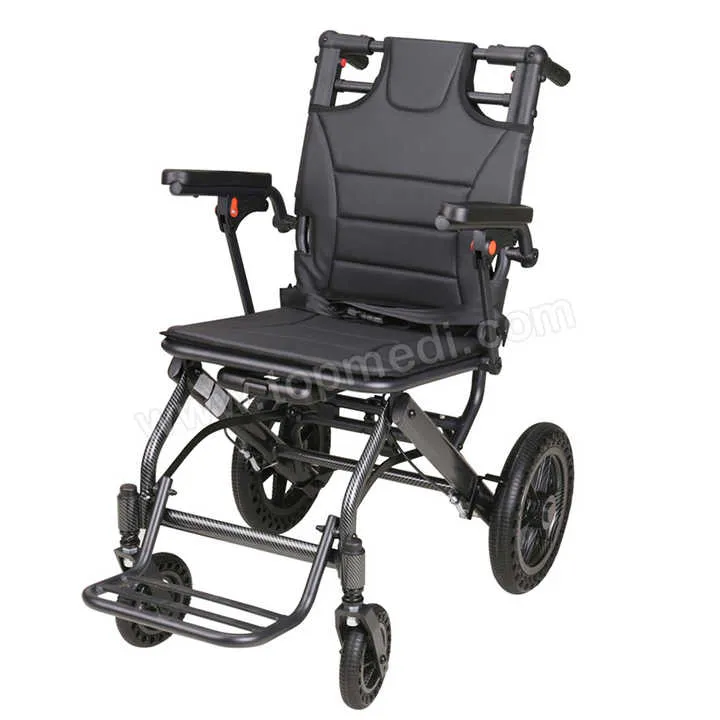 Travel Wheelchair Medline Ultralight Transport Chair  كرسي متحرك للسفر من Medline كرسي نقل خفيف الوزن